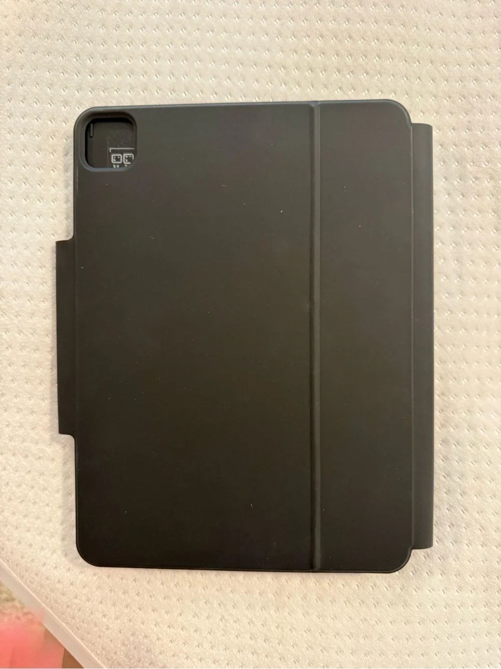 typecase Edge Magic-Style Keyboard Case for iPad Air 11/Pro 11 Gen 1-4